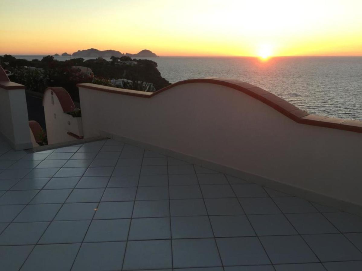 Villa La Casa Del Capitano Ponza Exterior foto